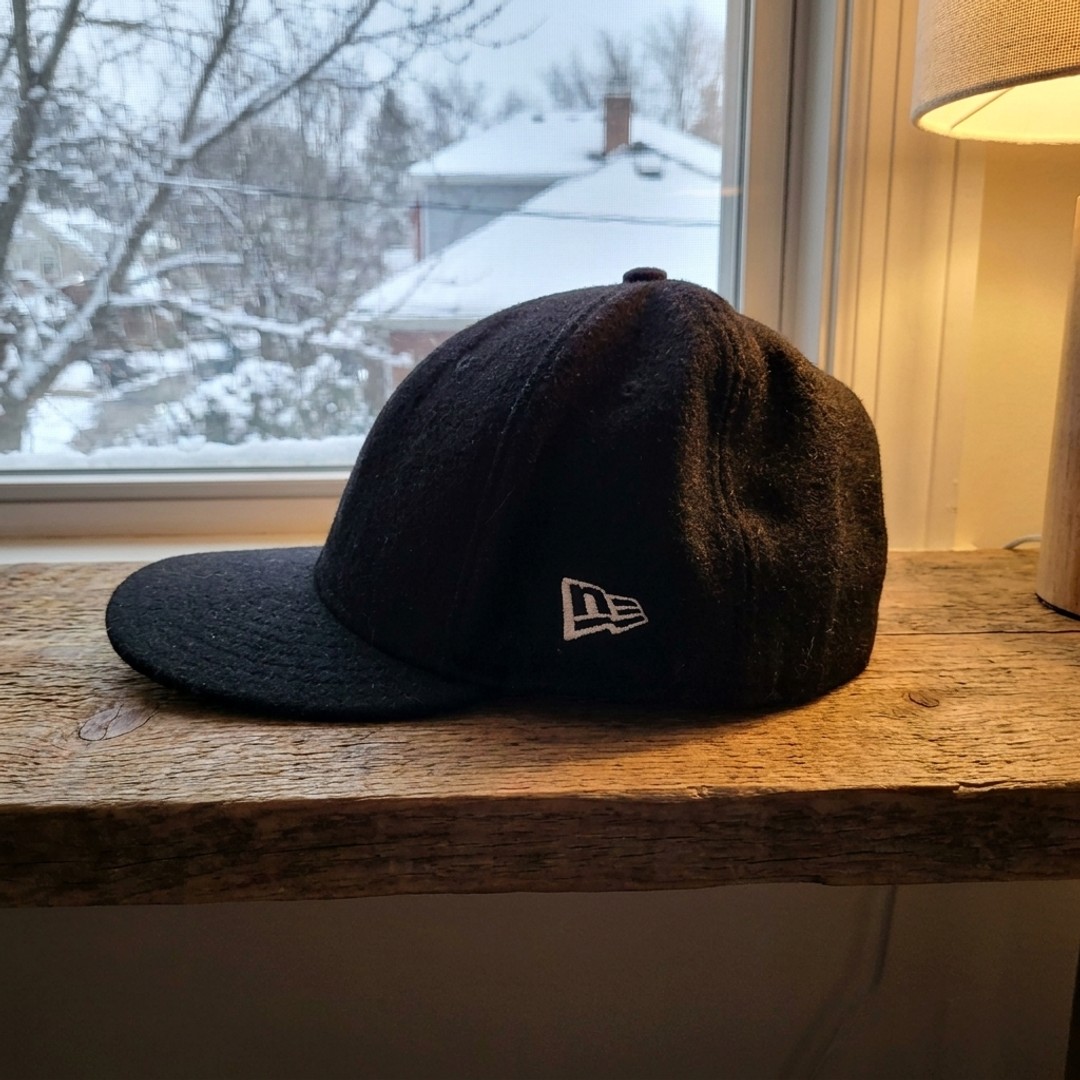 New Era 59FIFTY Black Wool Fitted Hat 7 3/8